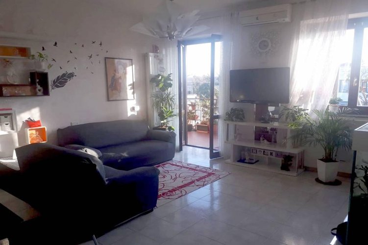 TRE LOCALI CON TERRAZZO E DOPPI SERVIZI Pozzo d'Adda