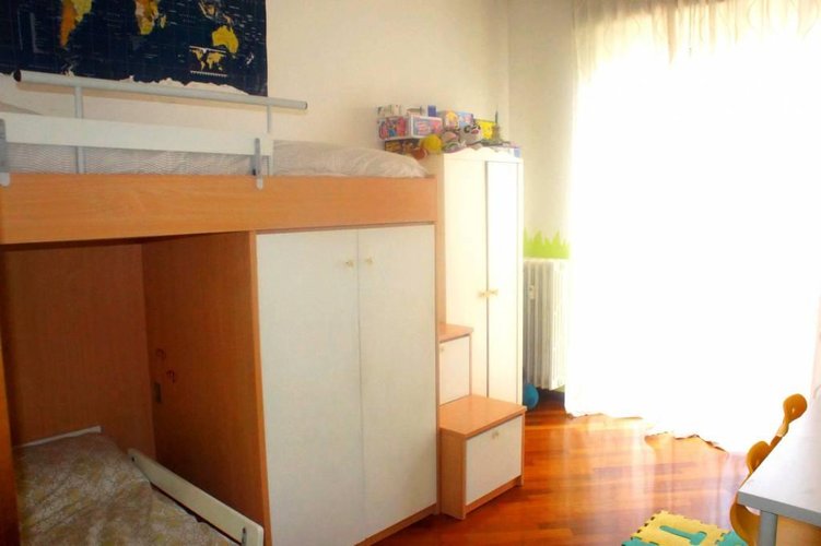 TRE LOCALI IN CENTRO PAESE Carugate