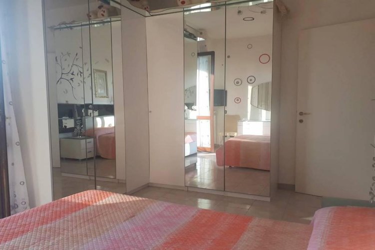 TRE LOCALI CON TERRAZZO E DOPPI SERVIZI Pozzo d'Adda