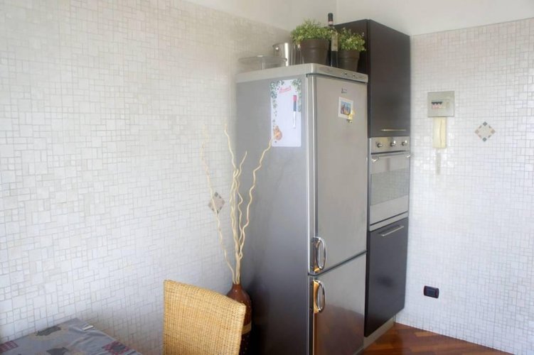 TRE LOCALI IN CENTRO PAESE Carugate