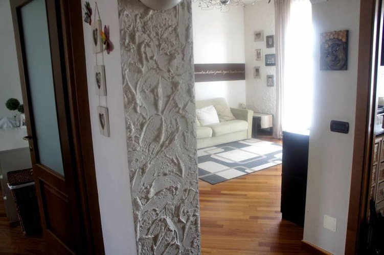 TRE LOCALI IN CENTRO PAESE Carugate