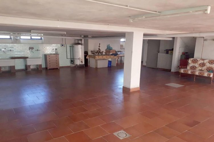 VILLA SINGOLA CON 1200 mq DI GIARDINO Gessate