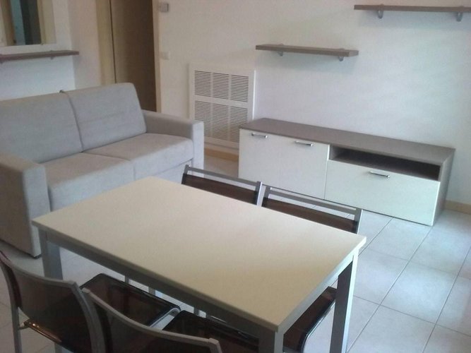 Nuovo bilocale arredato Lecco Lecco