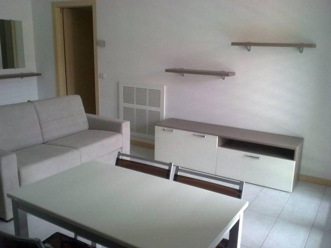 Nuovo bilocale arredato Lecco Lecco