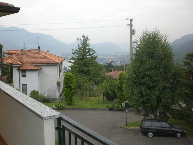 Luminoso trilocale con vista panoramica Galbiate