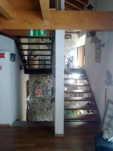 spazio commerciale in palazzina d'epoca. Olgiate Molgora