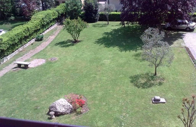 Luminoso trilocale mansardato Suello