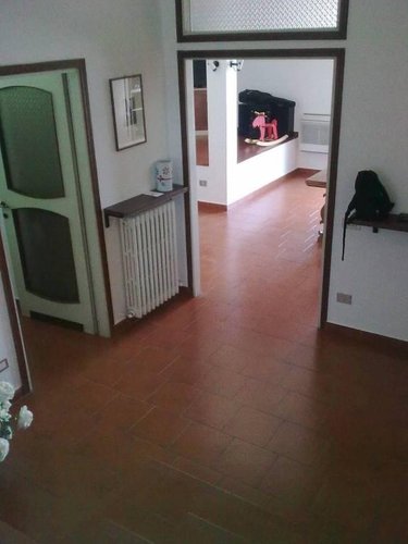 Luminoso trilocale mansardato Suello