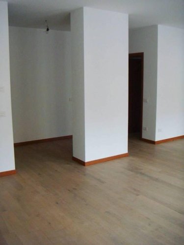 Centralissimo trilocale ristrutturato Lecco