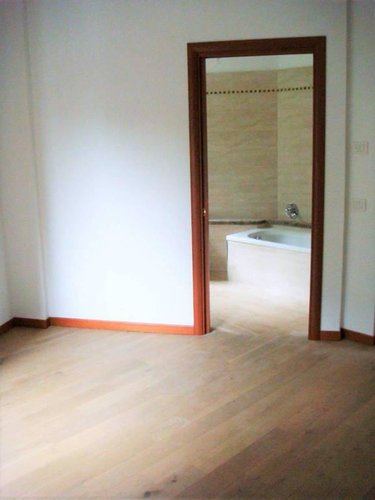 Centralissimo trilocale ristrutturato Lecco