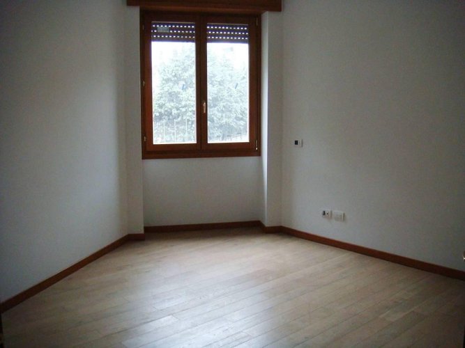 Centralissimo trilocale ristrutturato Lecco