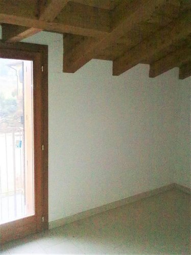 villetta a schiera immersa nel verde Valgreghentino