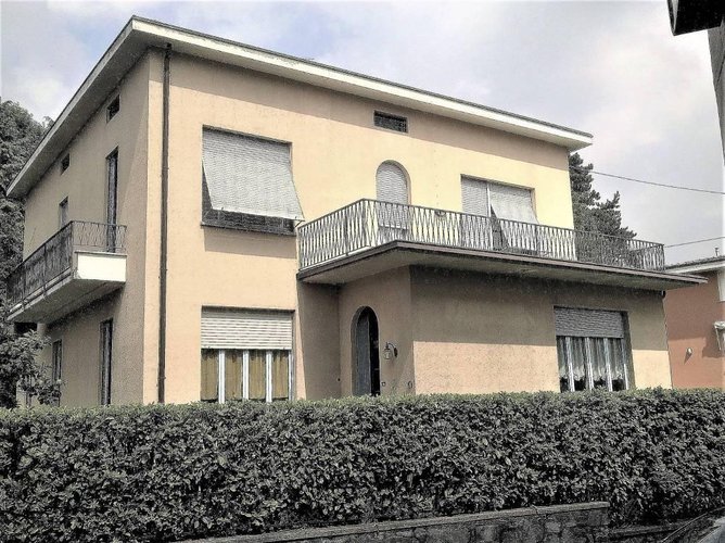 villa in posizione centrale Olgiate Molgora