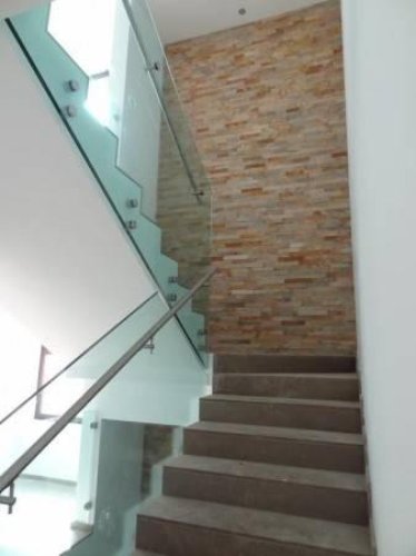 4 LOCALI CON TAVERNA, GIARDINO E INGESSO INDIPENDENTE Carugate