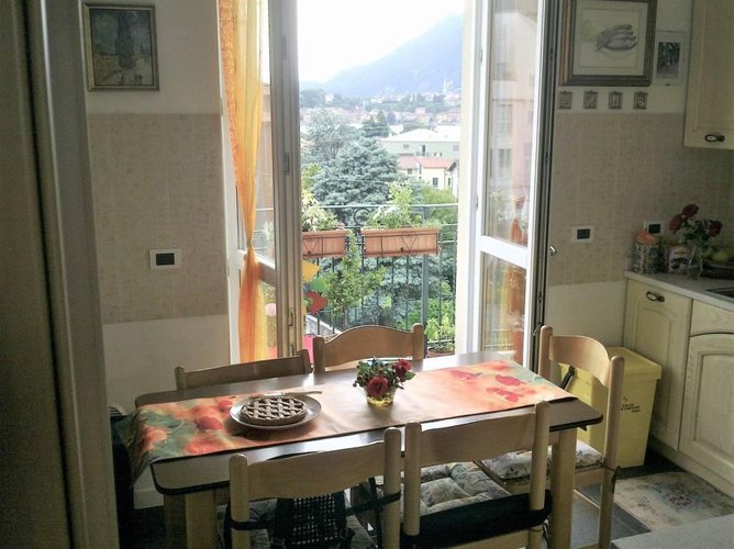SIGNORILE E PRESTIGIOSO APPARTAMENTO Lecco