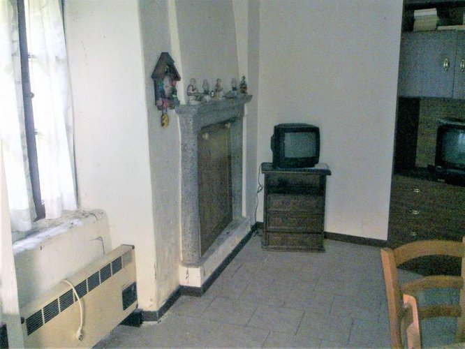 Grazioso trilocale arredato Delebio