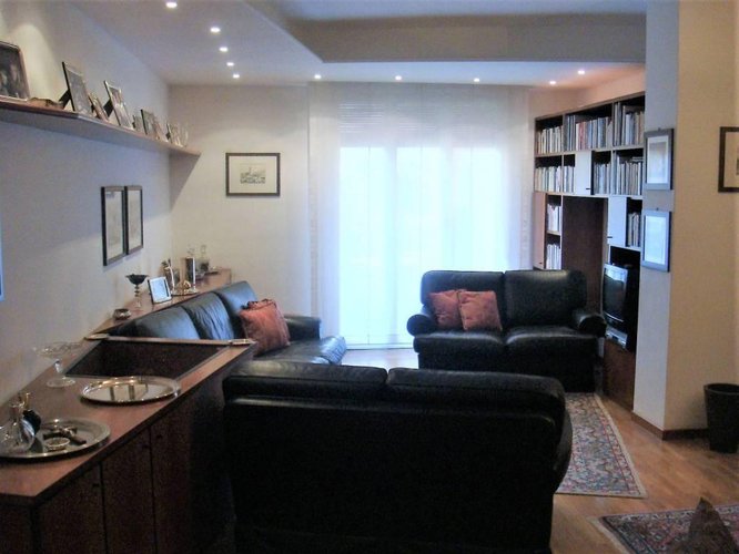 ELEGANTE E SILENZIOSO QUADRILOCALE Lecco