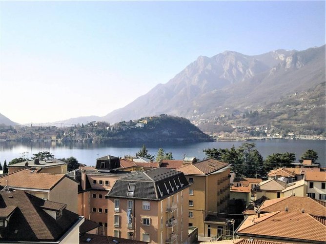 TRILOCALE ULTIMO PIANO CON VISTA PANORAMICA