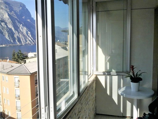 TRILOCALE ULTIMO PIANO CON VISTA PANORAMICA Lecco