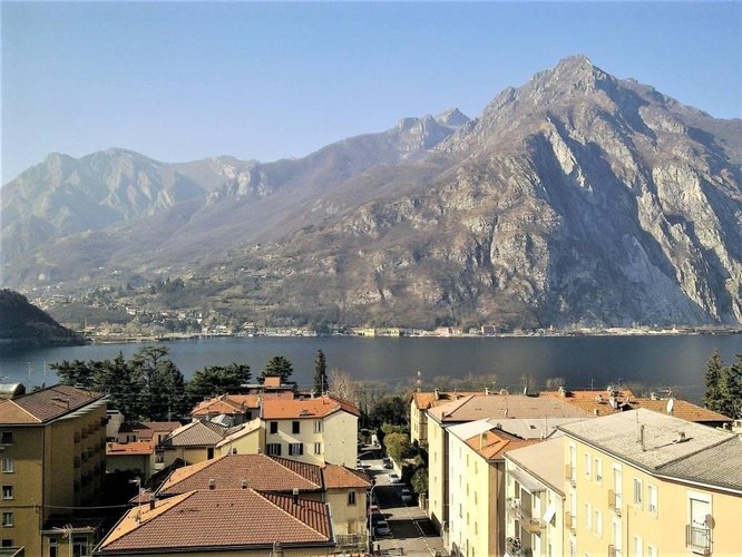TRILOCALE ULTIMO PIANO CON VISTA PANORAMICA Lecco