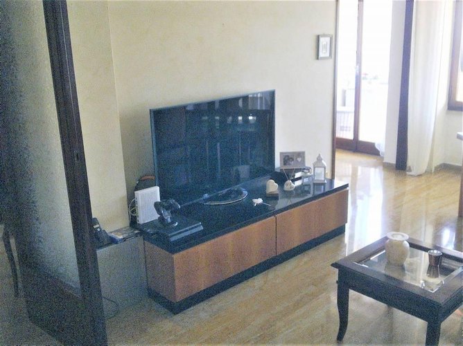 TRILOCALE ULTIMO PIANO CON VISTA PANORAMICA Lecco