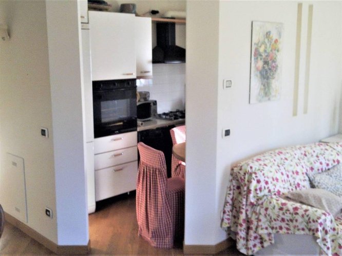 SUGGESTIVO APPARTAMENTO MANSARDATO Mandello del Lario