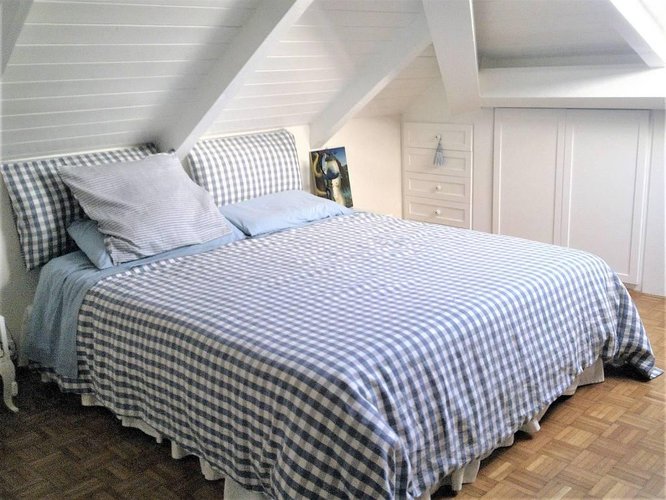 SUGGESTIVO APPARTAMENTO MANSARDATO Mandello del Lario