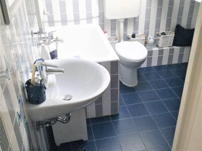 SUGGESTIVO APPARTAMENTO MANSARDATO Mandello del Lario