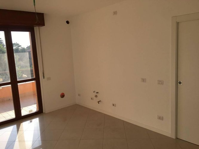 BILOCALE CON TERRAZZO Cambiago