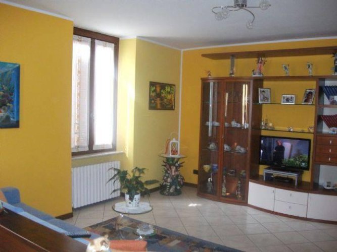 DI RECENTE COSTRUZIONE! zona centralinissima! San Pellegrino Terme