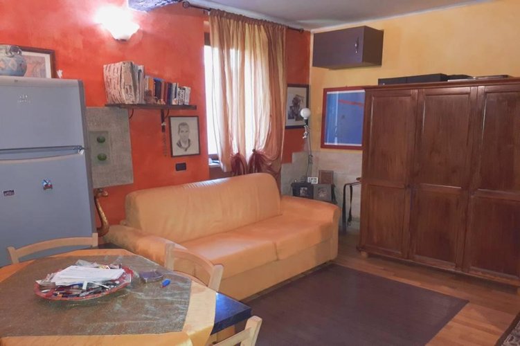 MONOLOCALE IN CORTE Cambiago