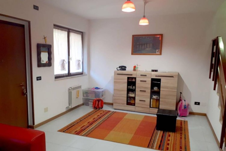 PORZIONE DI VILLETTA A SCHIERA Carugate