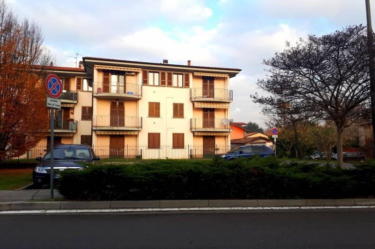 AMPIO BILOCALE CON CUCINA ABITABILE Masate
