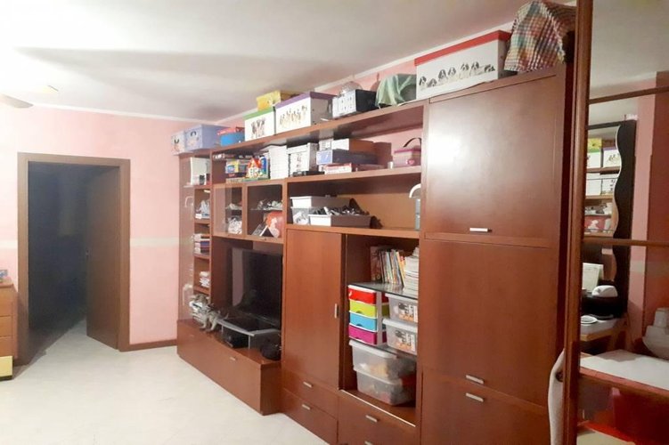 AMPIO BILOCALE CON CUCINA ABITABILE Masate