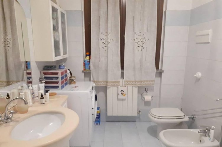 AMPIO BILOCALE CON CUCINA ABITABILE Masate