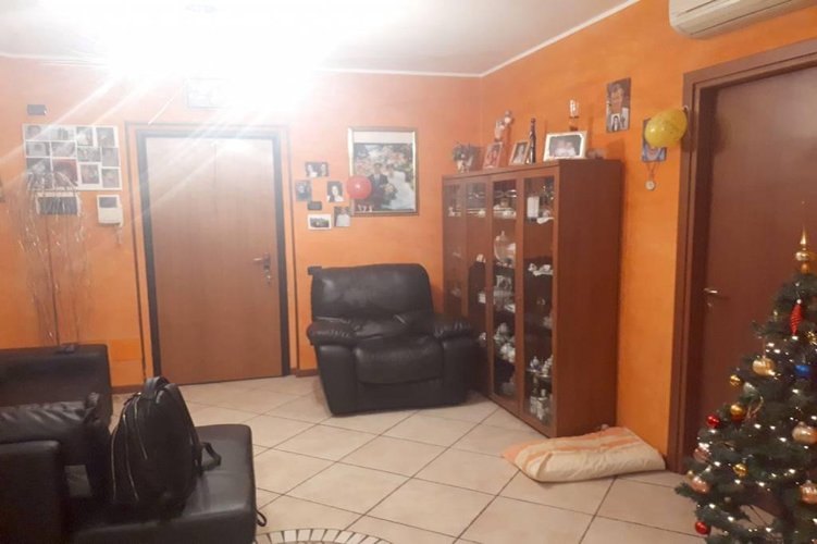 TRE LOCALI CON TAVERNA E GIARDINO Pessano con Bornago