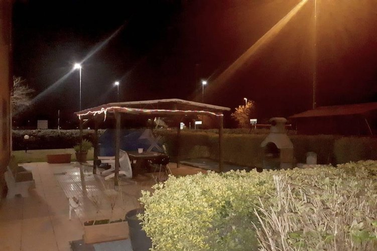 TRE LOCALI CON TAVERNA E GIARDINO Pessano con Bornago