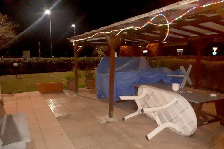 TRE LOCALI CON TAVERNA E GIARDINO Pessano con Bornago