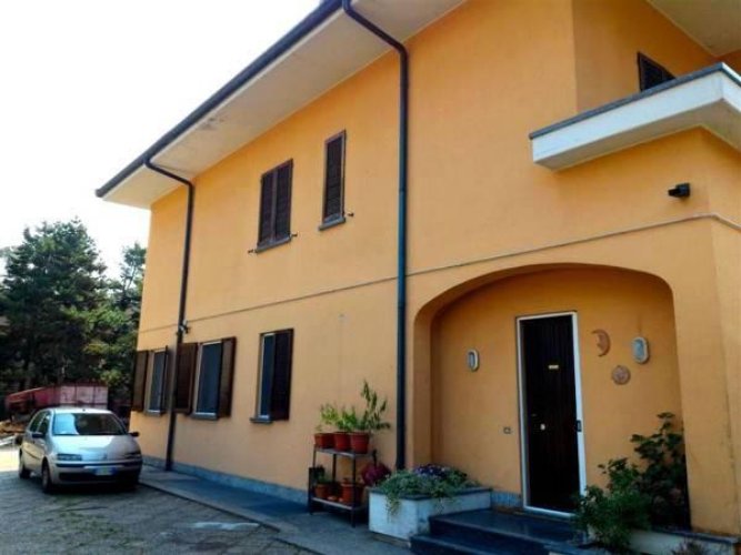 SPLENDIDO ATTICO Pessano con Bornago