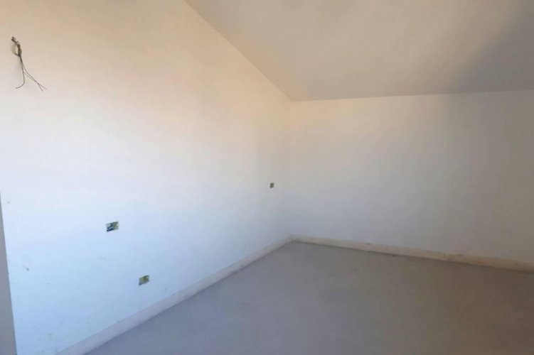 QUADRILOCALE CON CUCINA ABITABILE Masate