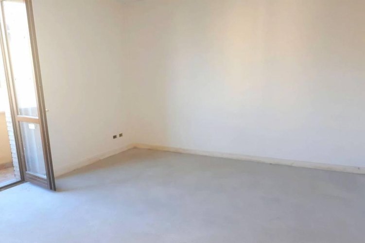 QUADRILOCALE CON CUCINA ABITABILE Masate