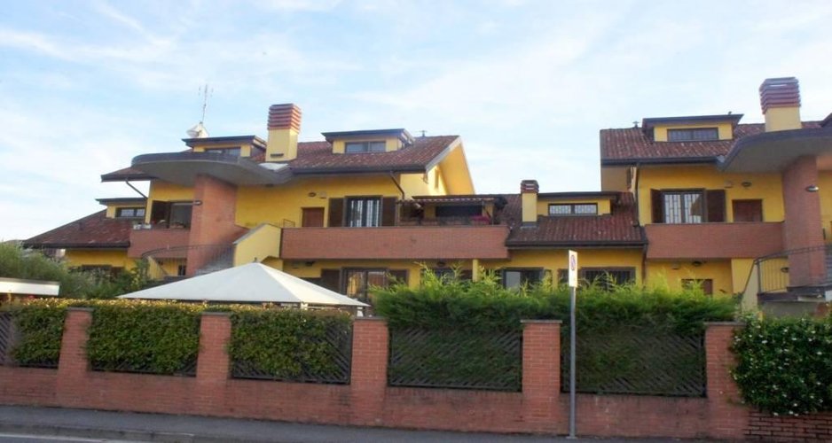 QUATTRO LOCALI CON CUCINA ABITABILE Masate