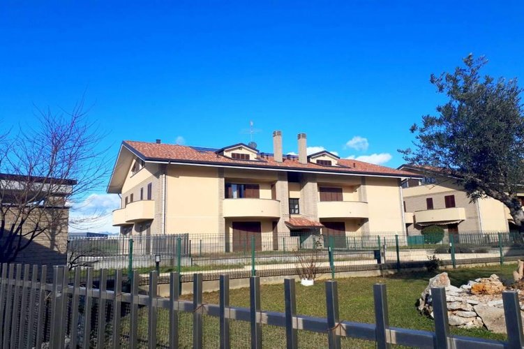 BILOCALE CON GIARDINO E TAVERNA Masate