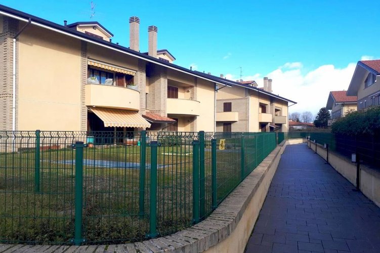 BILOCALE CON GIARDINO E TAVERNA Masate