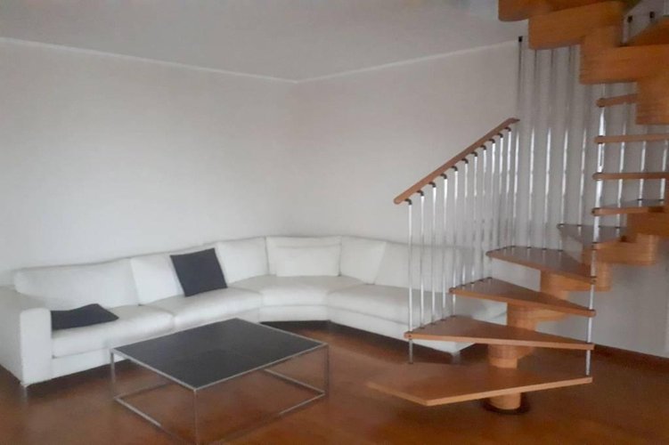 ATTICO CON PISCINA Urgnano