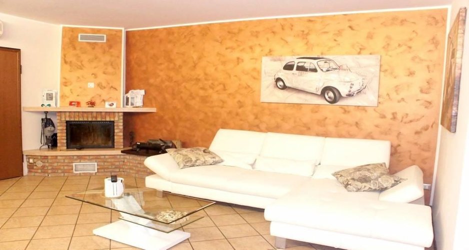 QUATTRO LOCALI CON CUCINA ABITABILE Masate