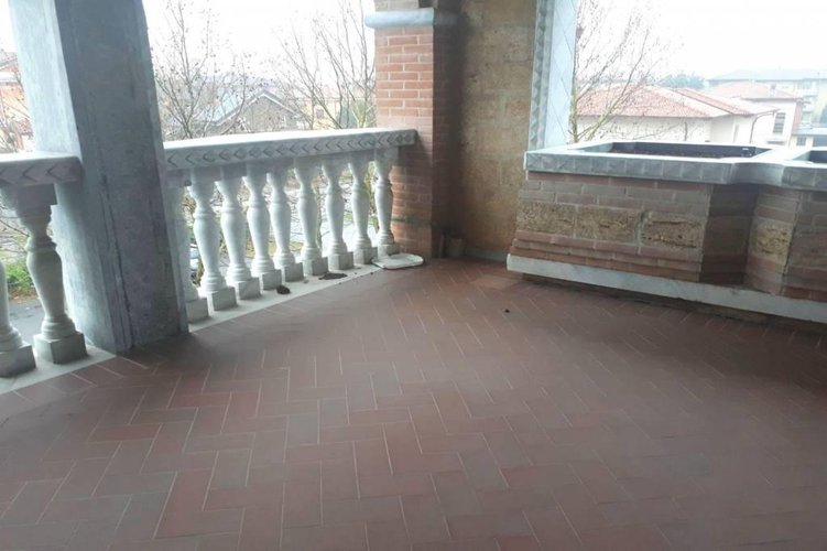 ATTICO CON PISCINA Urgnano