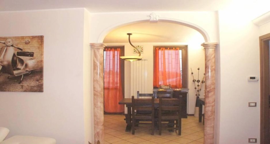 QUATTRO LOCALI CON CUCINA ABITABILE Masate