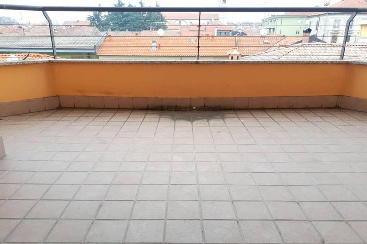 QUATTRO LOCALI DI RECENTE COSTRUZIONE Cambiago