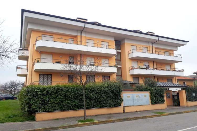 QUATTRO LOCALI DI RECENTE COSTRUZIONE Cambiago